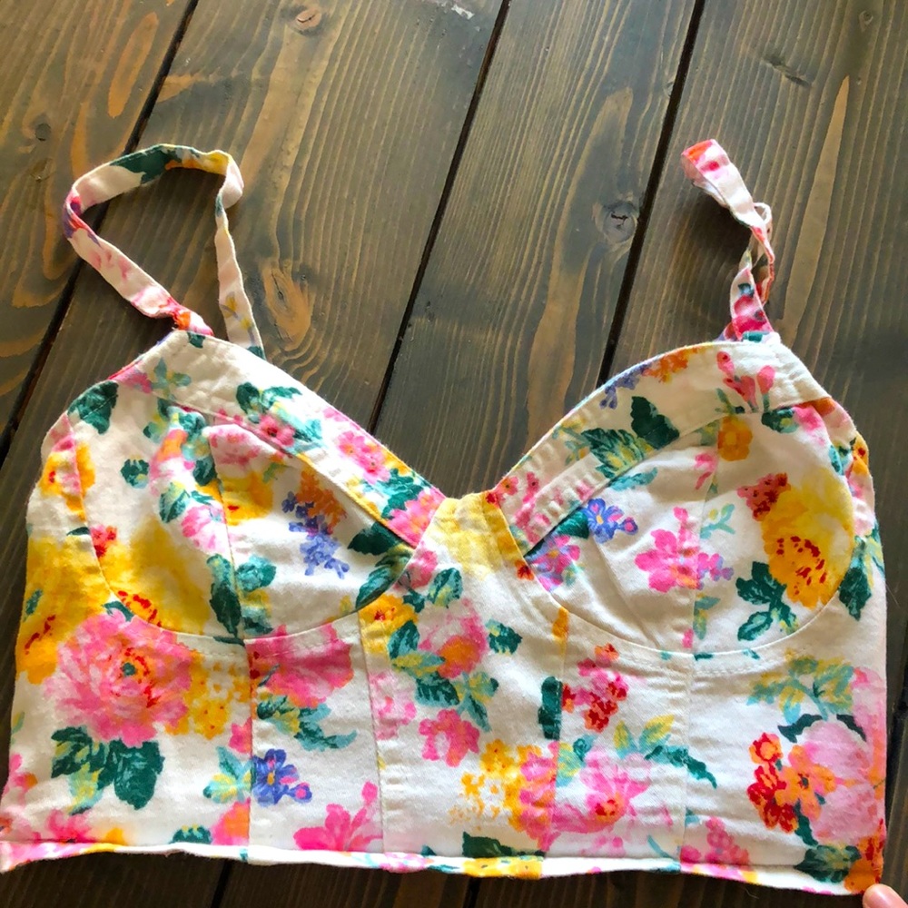 Floral Crop Top Size Medium